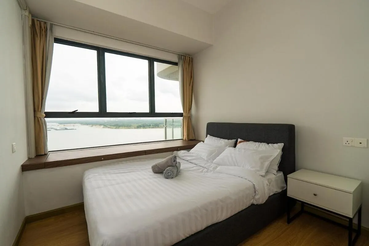 Apartment Bay Laurel Sunset Full Seaview Beach Kids Zone Johor Bahru